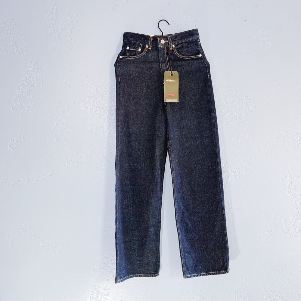 Levi's® Premium
HIGH LOOSE JEANS 24”